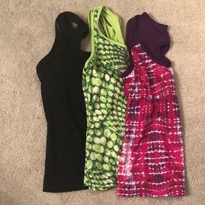 Workout tank top bundle- size Medium